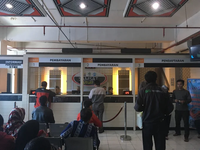 Samsat ITC Kebon Kalapa Hadirkan Pelayanan Ramah dan Mudah bagi Warga "Manula" Bandung image