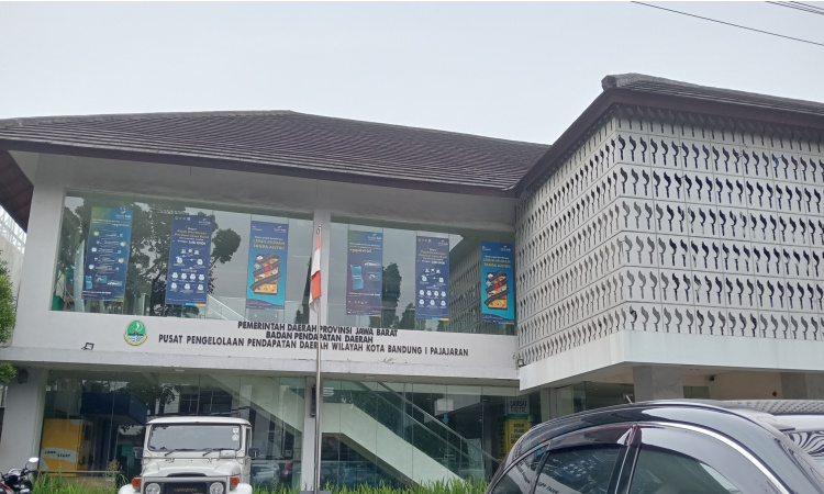 Samsat Pajajaran Jadi Pilihan Generasi Muda untuk Urus Pajak Kendaraan dengan Mudah image