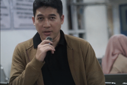 Aldi Beri Dua Jempol untuk Pelayanan Samsat Kota Bandung Barat di Pajajaran image