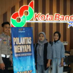 Briptu Novan Berikan Pelayanan dan Edukasi Humanis kepada Masyarakat di Samsat Pajajaran Bandung dsc09308