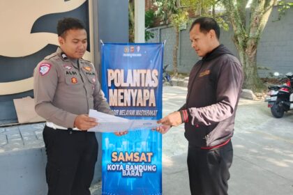 BRIPTU Aldi Hadirkan Pelayanan Cepat dan Solutif, Wujud Nyata Semangat Polantas Menyapa di Samsat Pajajaran polantas menyapa (6)