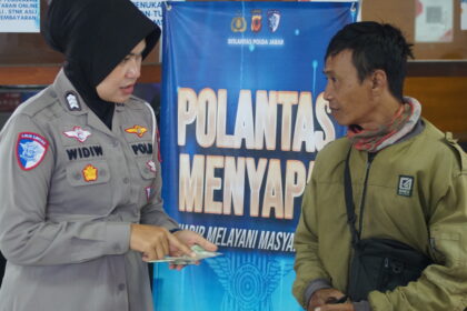 Brigpol Widi Tunjukkan Inisiatif Tinggi, Hadirkan Pelayanan Lebih dari Sekadar Tugas di Samsat Pajajaran dsc05742