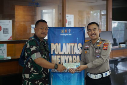 Briptu Rama Hadir Lewat Polantas Menyapa, Bangun Kepercayaan Wajib Pajak di Samsat Pajajaran dsc05729