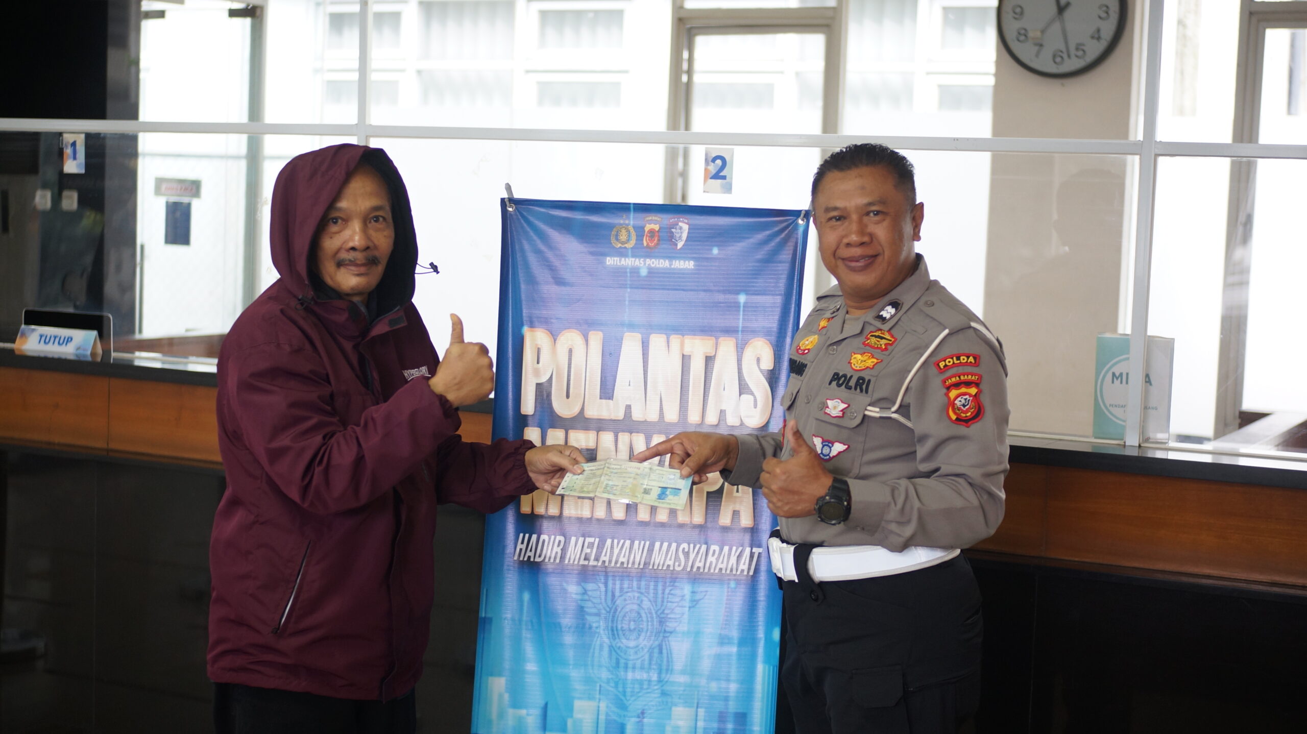 Aiptu Bambang Perkuat Budaya Pelayanan Prima, Wujudkan Samsat Pajajaran yang Cepat, Ramah, dan Profesional dsc05722